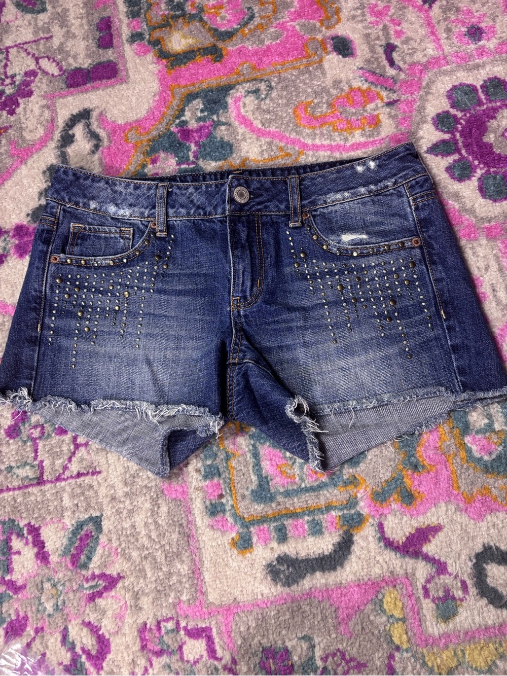 American Eagle‎ Size 10 Studded Distressed Denim Cutoff Shorts Y2K Festival
